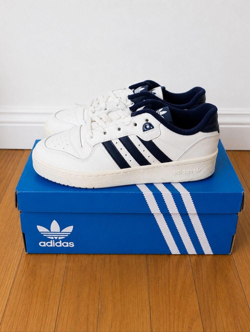 Adidas Rivalry Low Off-White Indigo